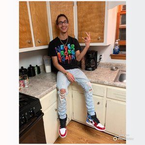 Meet your Posher, Marshall